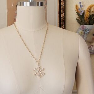 NWOT Sugarfix by Baublebar Snowflake Necklace